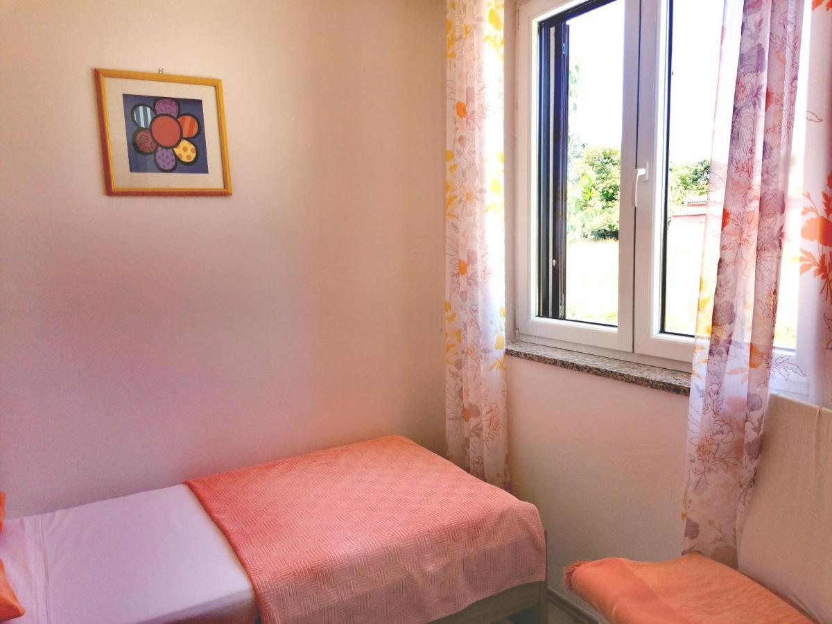 Cozy House With Pool Near Rovinj Apartment Kanfanar Exterior photo